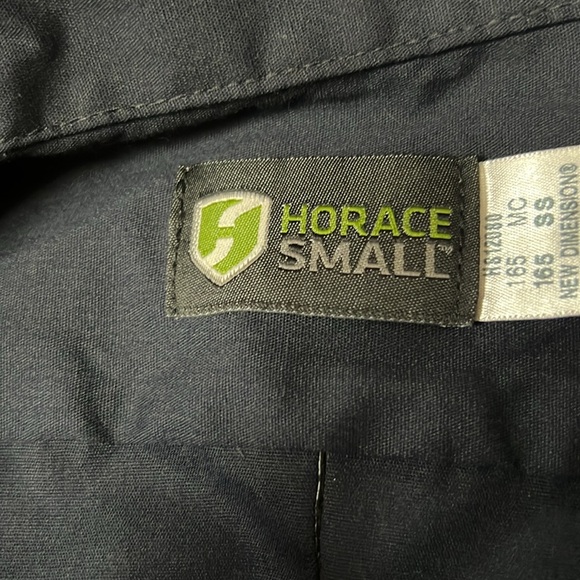 NWOT Blue uniform with shirt with short sleeves. Collar and button down front. - Picture 4 of 5